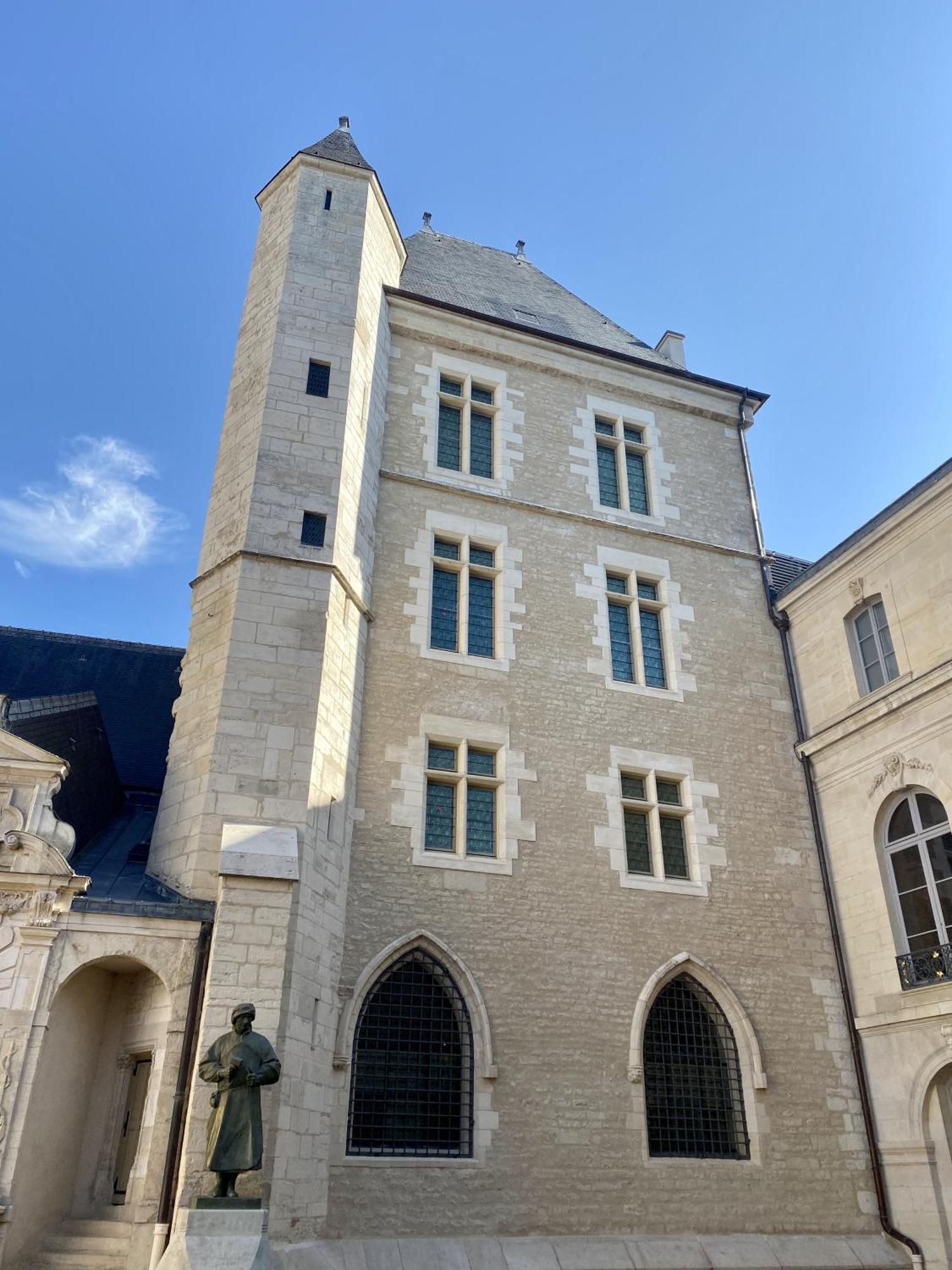 Le Rousseau - Appartement & Suite En Hypercentre Dijon Exterior foto
